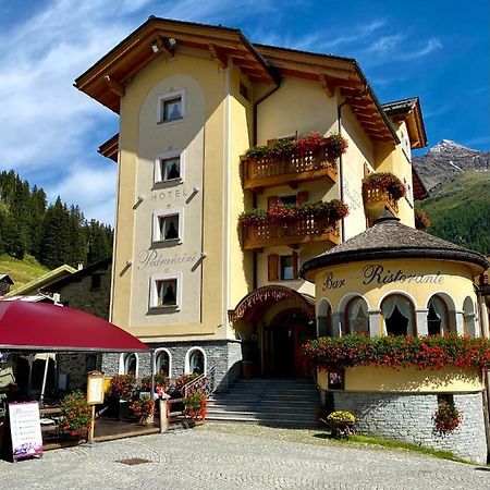Hotel Pedranzini Santa Caterina Valfurva Buitenkant foto