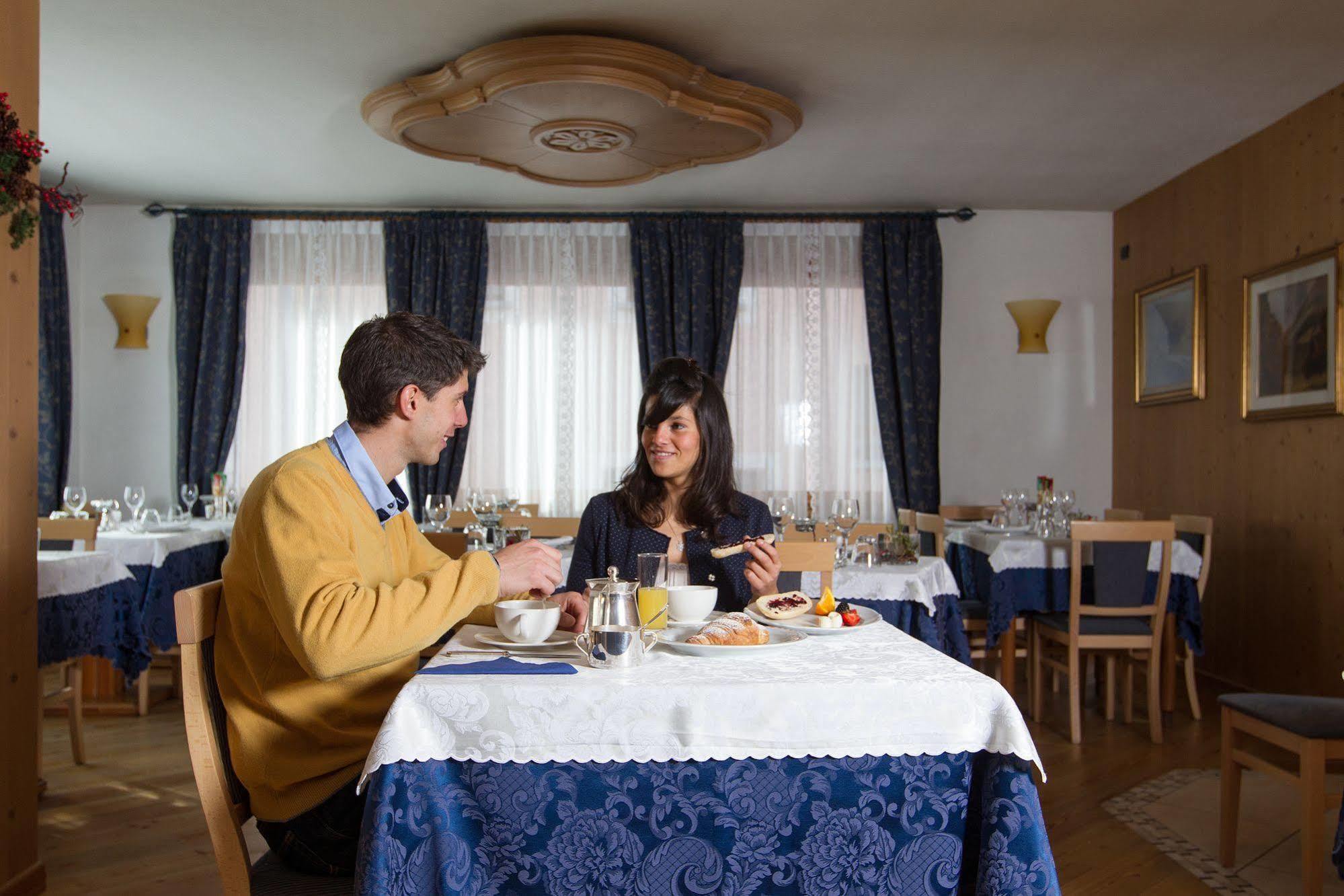 Hotel Pedranzini Santa Caterina Valfurva Buitenkant foto